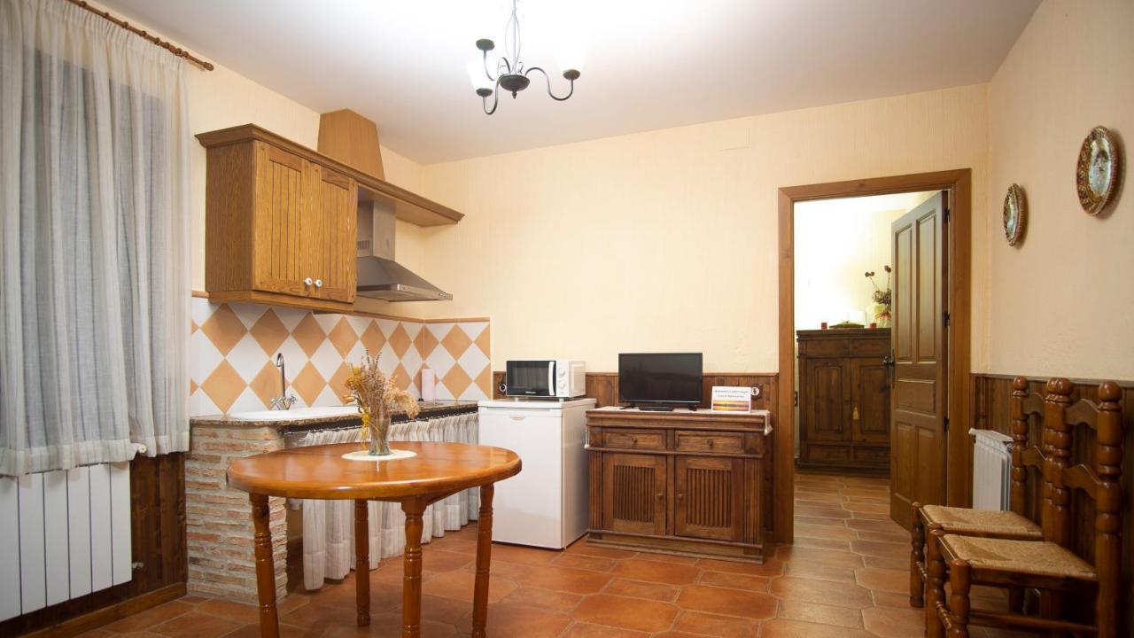 Casa Rural Santa Elena Villafranca de los Caballeros Εξωτερικό φωτογραφία